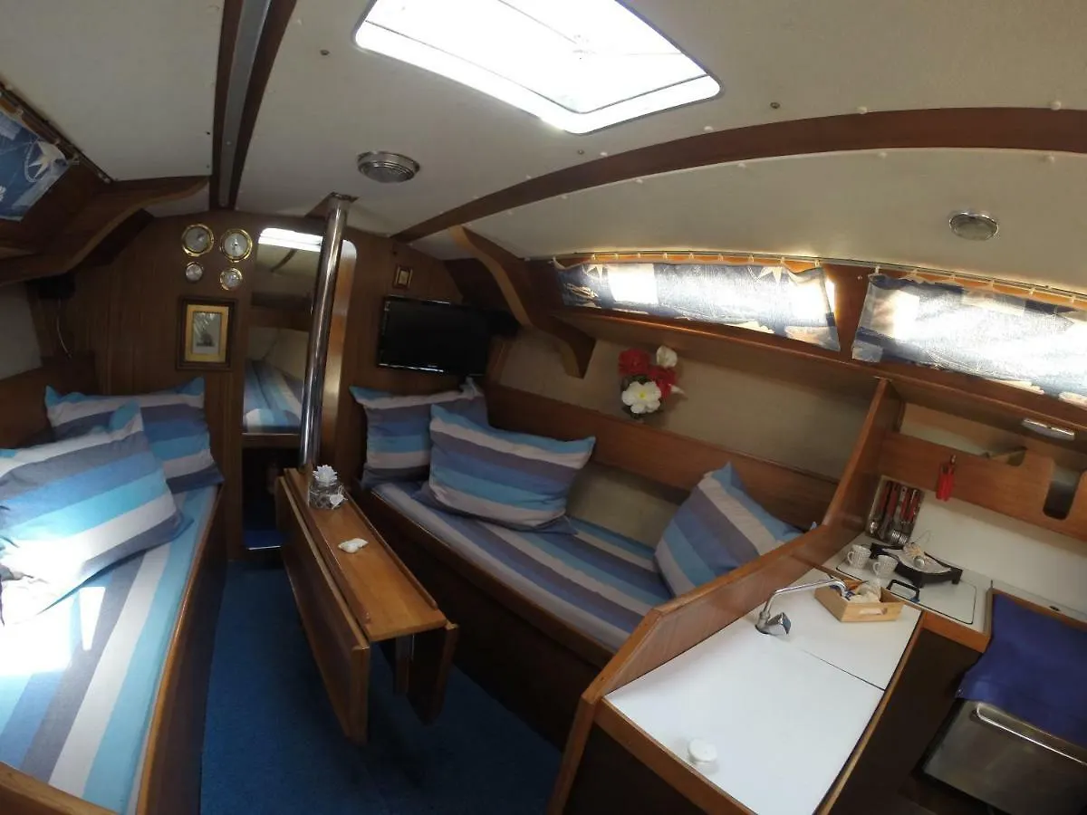 Tekne Yacht Suite Marina Di Grosseto