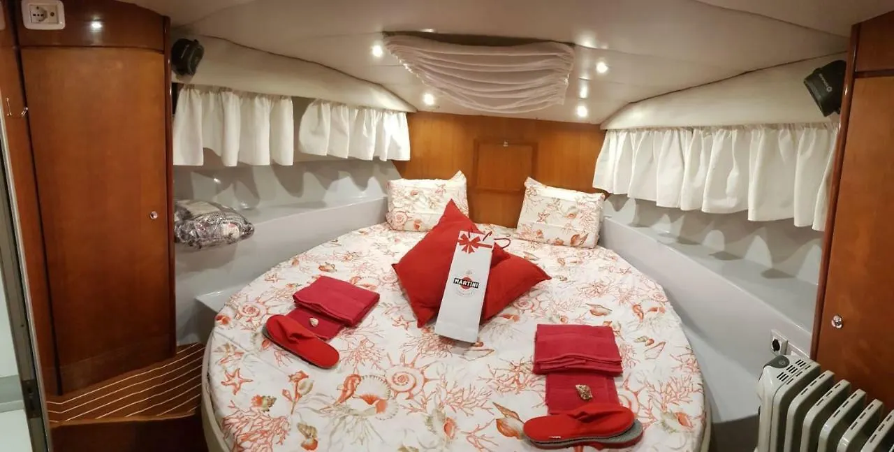 Tekne Yacht Suite Marina Di Grosseto