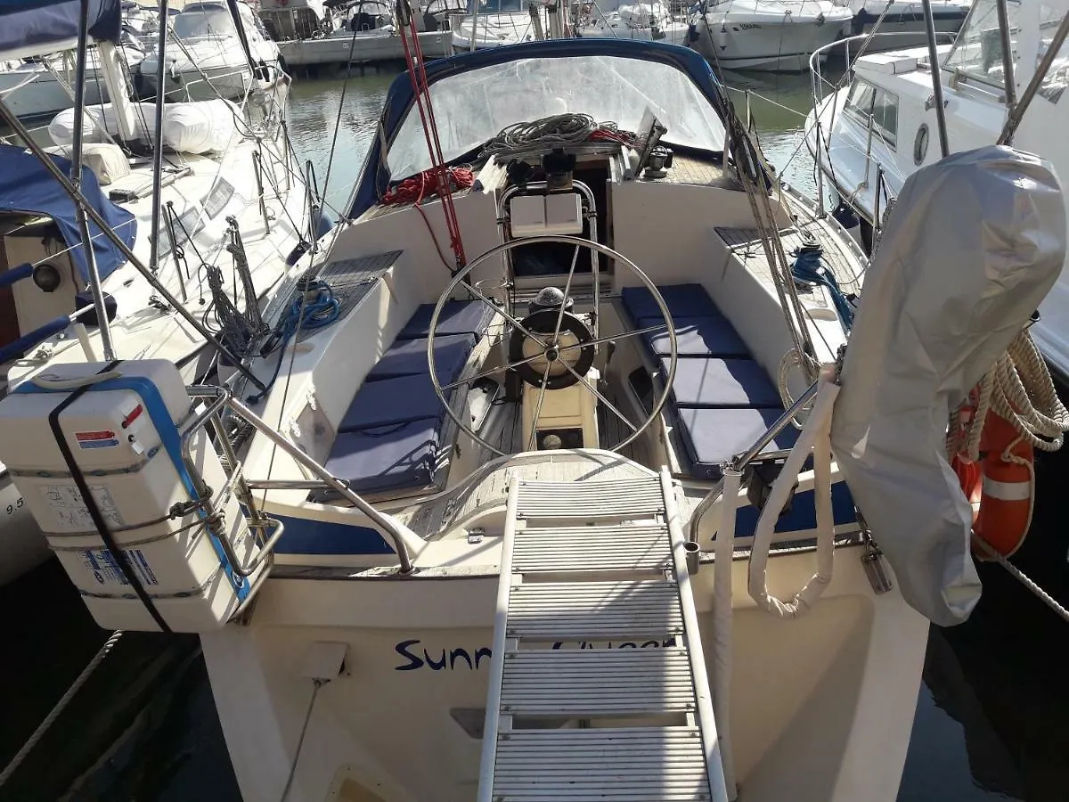 Yacht Suite Marina Di Grosseto İtalya